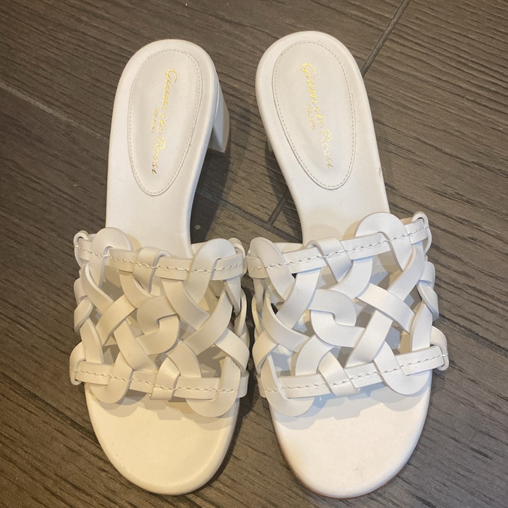 Gianvito Rossi White gorgeous Sandals
